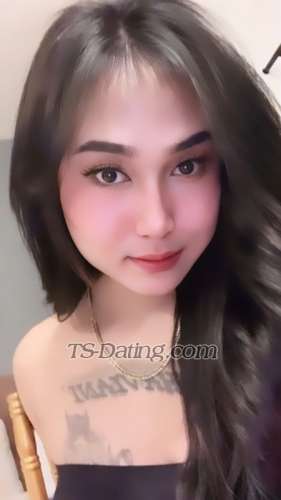 trans girl Octhaa 0000718