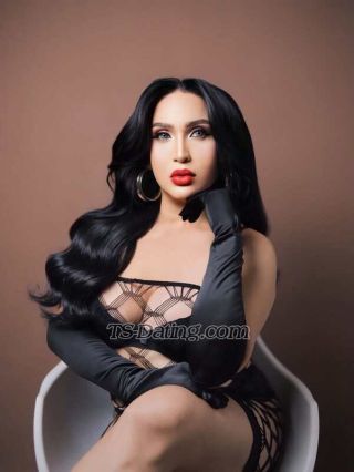 trans girl OnTopErich 8267711