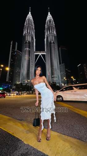 trans girl Onikatanya 2201441