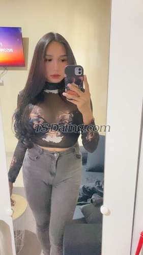 trans girl Ozzynatalia 8001376