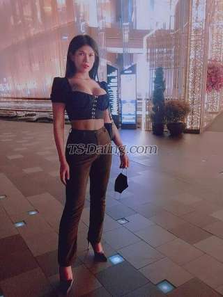 trans girl 0mee0 7586597