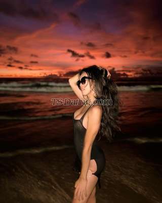 trans girl 21Queenbigdik 7914500