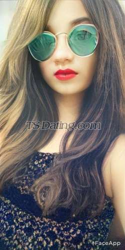 trans girl 9inchcock 5010093