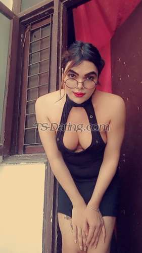 trans girl Paridreamgirl 7458400