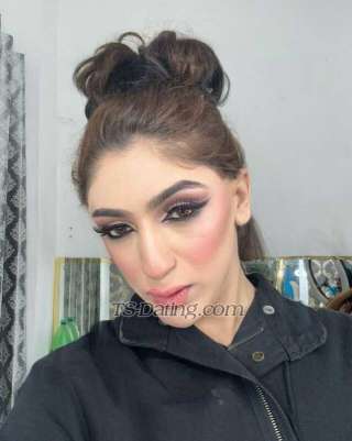 trans girl Pariiiss 9553346