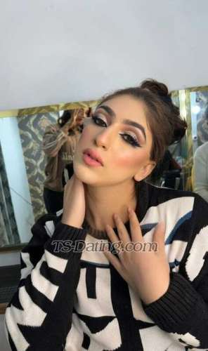 trans girl Pariiiss 9553458