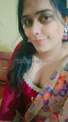 trans girl Parikaa 8229625