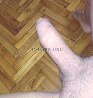 trans girl Parisarg 0837972