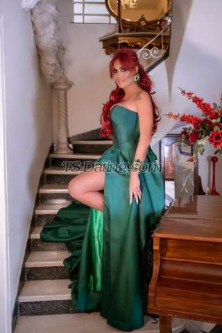 trans girl PatriciaXXL 1681293