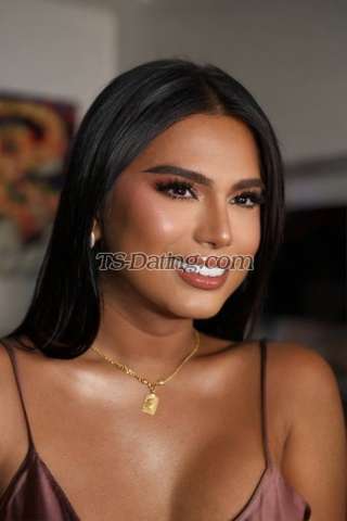 trans girl PaulinaEvans 4815074