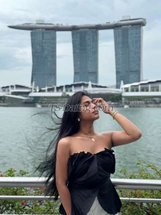 trans girl PaulinaEvans 4815144