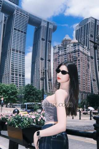 trans girl Peachzy 9413187