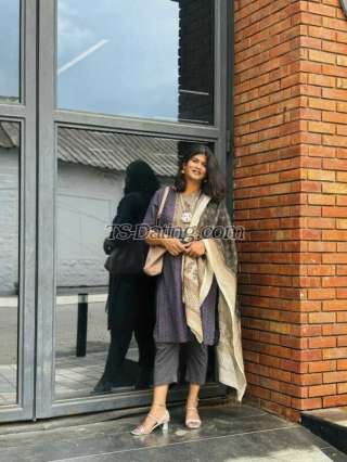 trans girl Phonicsqueen 5658638