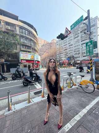 trans girl PixieJones 1722409