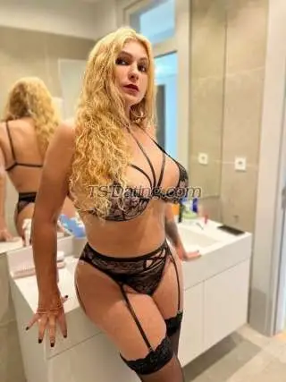 Shemale Poliana 3990141