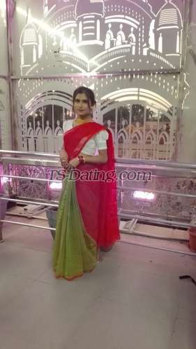 trans girl Pooja123 1977368