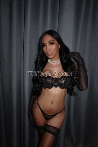 trans girl PornstarGwen 2277087