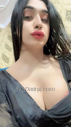 trans girl Pramita 0152288