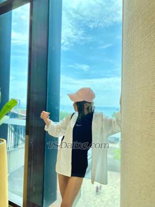 trans girl Pranatcha 0161710