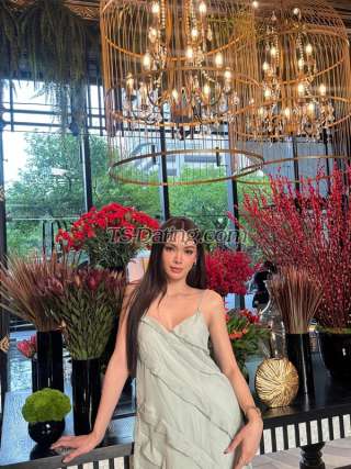 trans girl Pratya 1902657