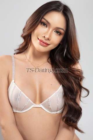 trans girl Pratya 8325695