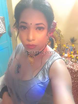 trans girl Prithaani 0551624