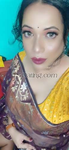 trans girl Prithaani 8828729