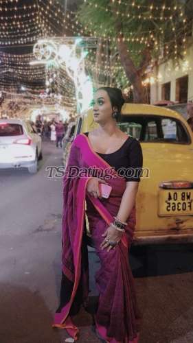 trans girl PriyaRosario 1329388