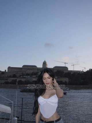 trans girl peetahere 1931123