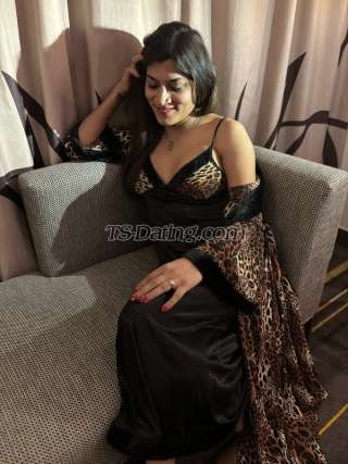 trans girl pinakisharma 2589274