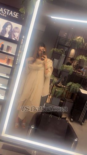 trans girl pinakisharma 7372524