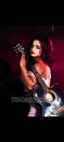 trans girl piyaroy 2068566