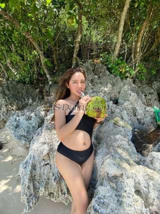 trans girl QUEENamara 7190505