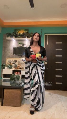 trans girl QueenAahat 8644484