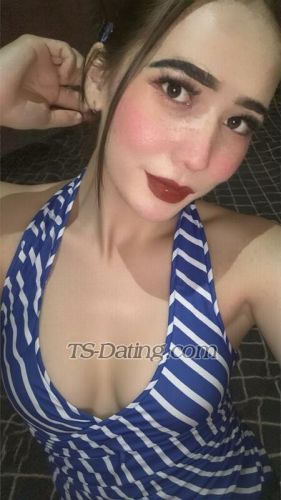 trans girl QueenAmelia 9860048