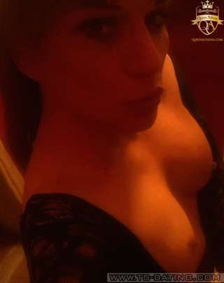 trans girl QueenAthina 1724130