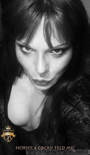 trans girl QueenAthina 4258854