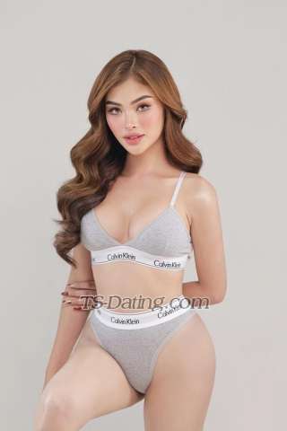 trans girl QueenIvy 1954221