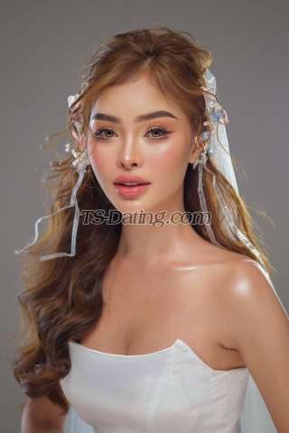 trans girl QueenIvy 8124011