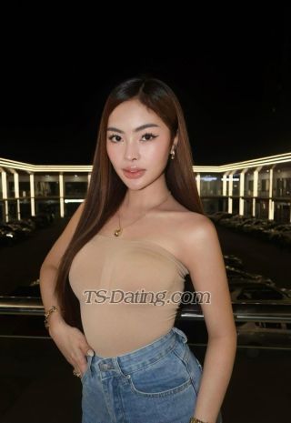 trans girl QueenIvy 8746645