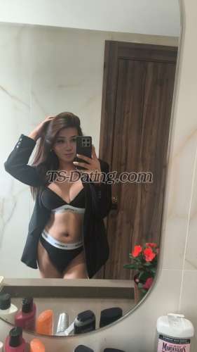 trans girl QueenOlivia 8030473