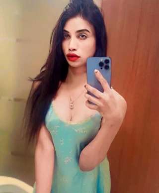 QueenSaleena 7745435