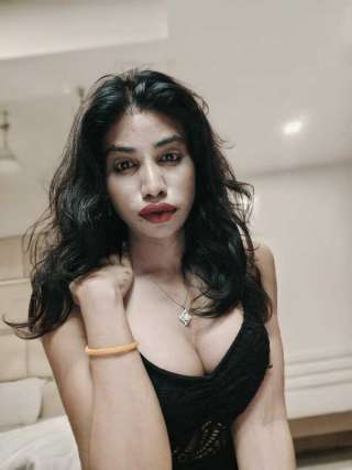 QueenSaleena 7745468