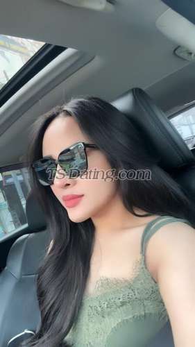 trans girl Queenkims 1072256