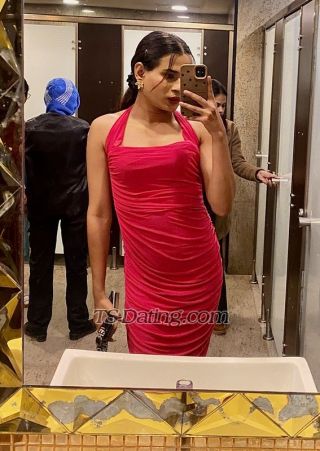 trans girl Queenpanda 1124065
