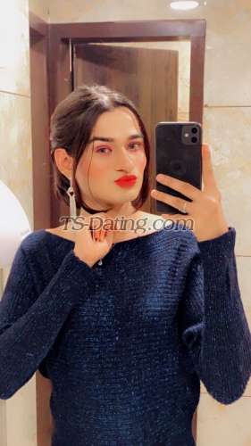 trans girl Queenpanda 4297602