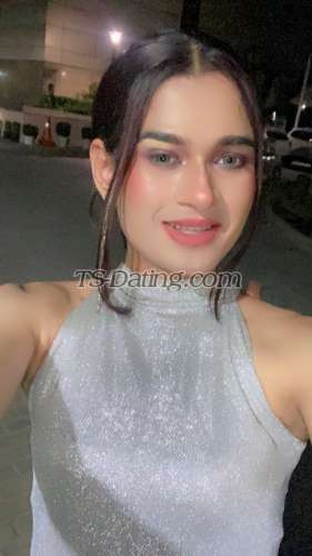 trans girl Queenpanda 5963768