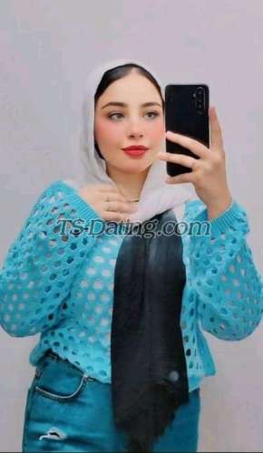 trans girl Queinnmona 2495523