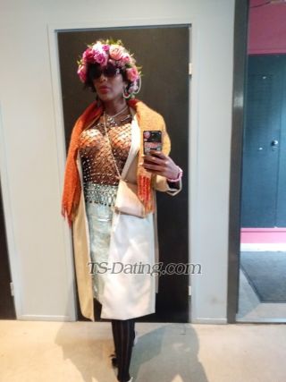 trans girl queenselena52 3682707 trans girl queenselena52 3682707