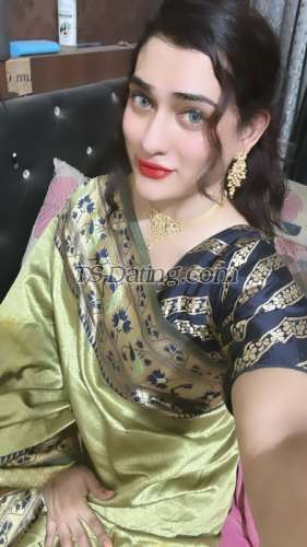 trans girl ROOHICD 4857085